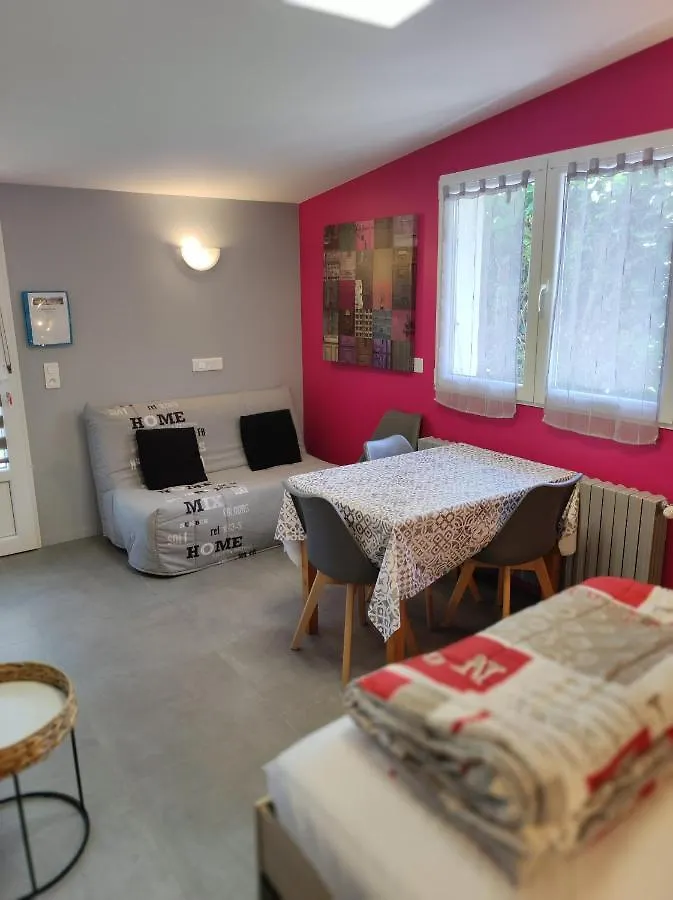 Le Conty Apartment Saint-Jorioz 0*,